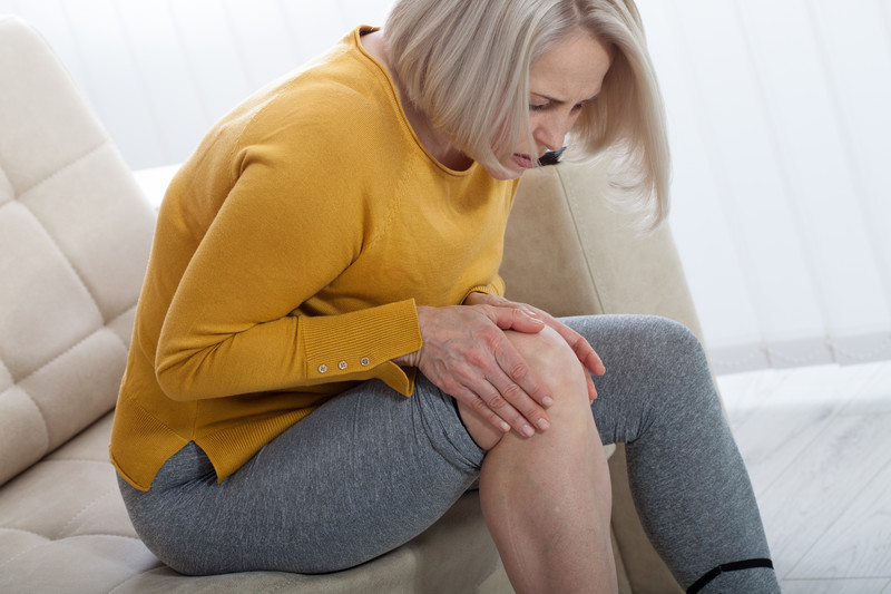 What causes joint pain during menopause and how to treat it?